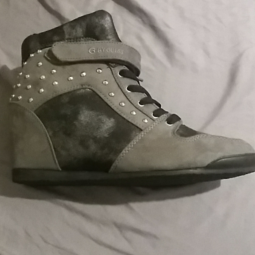 New G by Guess Wedge Sneakers Size 11